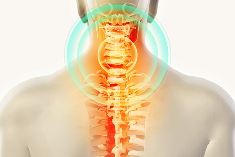 Хруст в шее: Симптомы, причины и лечение